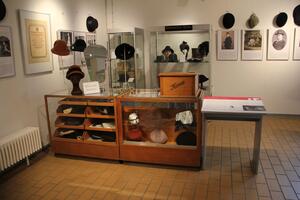 Ausstellung HauptSache Hut im Industriemuseum Elmshorn